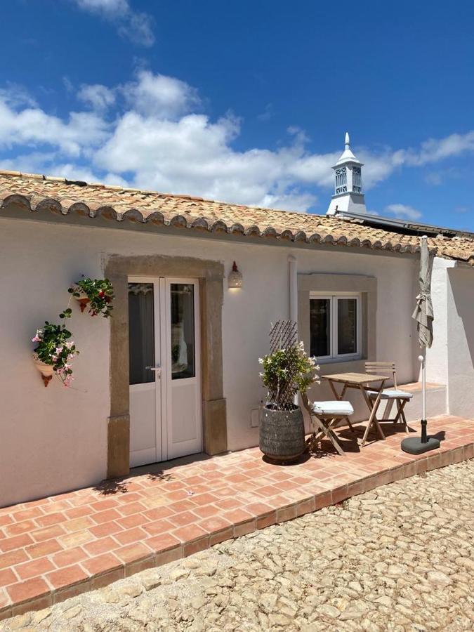 Vila Lobo Algarve ซานตา บาร์บารา เดอ เนกซ์ ภายนอก รูปภาพ
