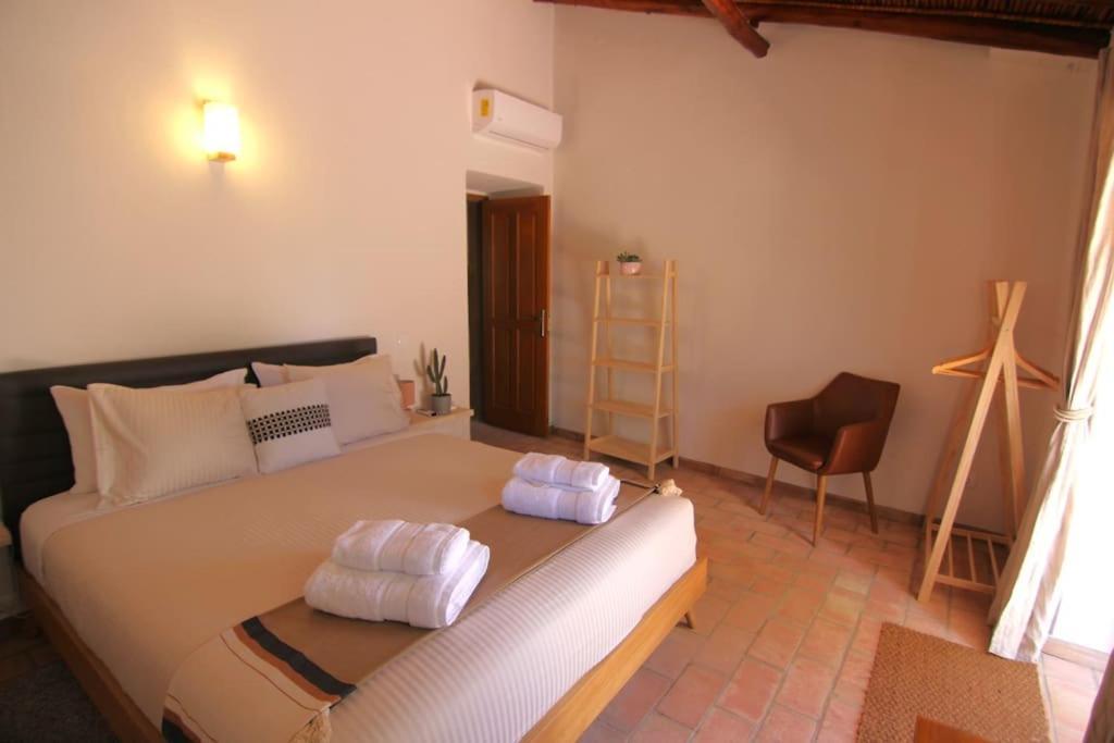 Vila Lobo Algarve ซานตา บาร์บารา เดอ เนกซ์ ภายนอก รูปภาพ